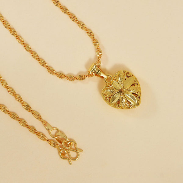 Heart-shaped Necklace Ethnic Style Hollow Chicken Hearts Gold Plated
